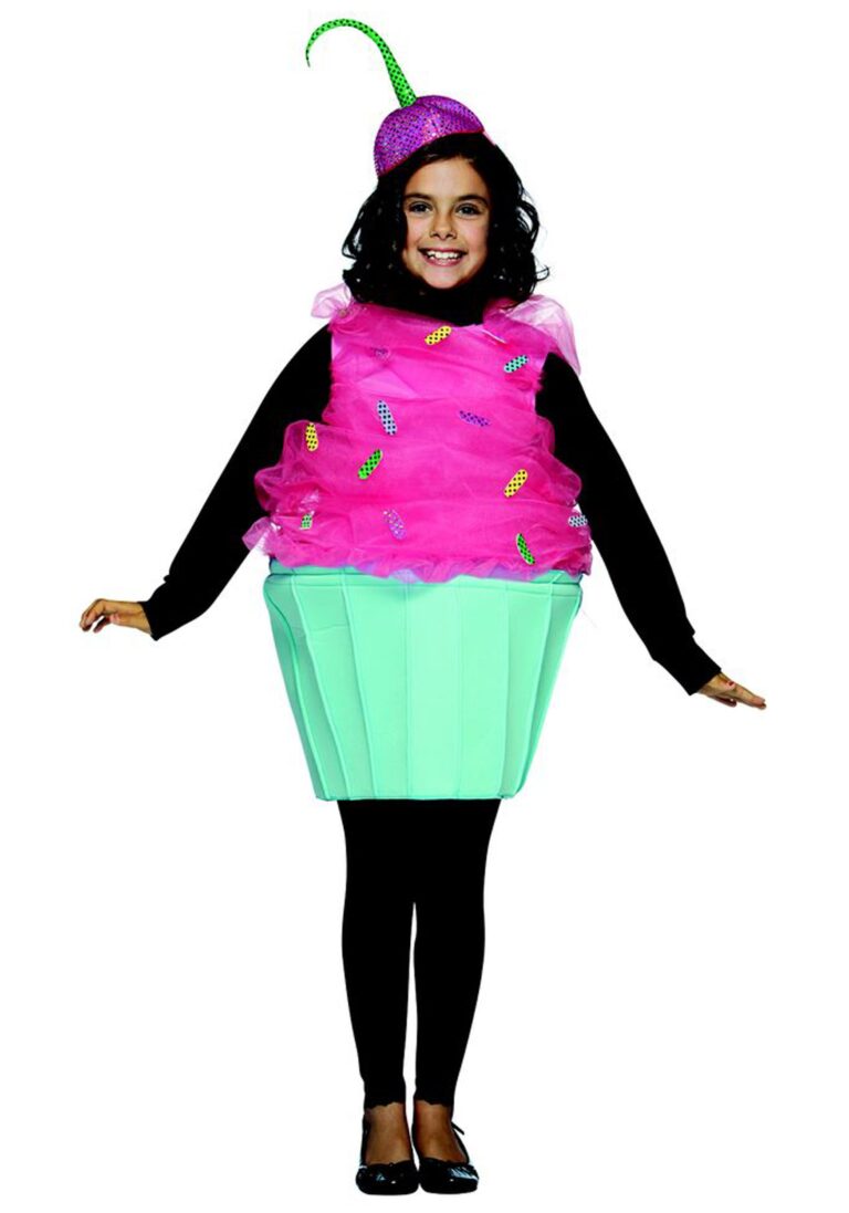 child-sweet-eats-cupcake-costume