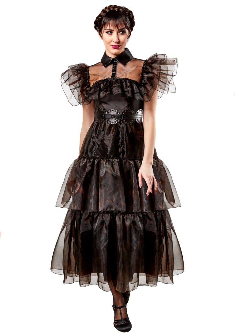 womens-wednesdays-raven-dance-costume-partner