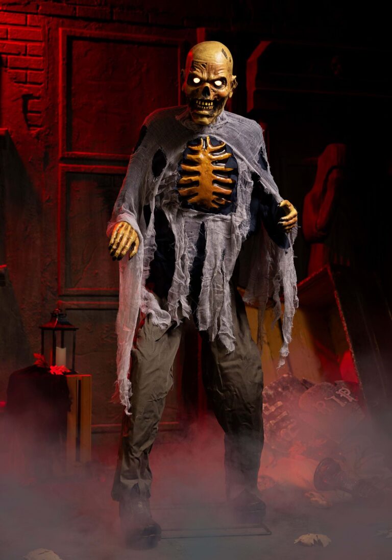 lumbering-zombie-animatronic-decoration